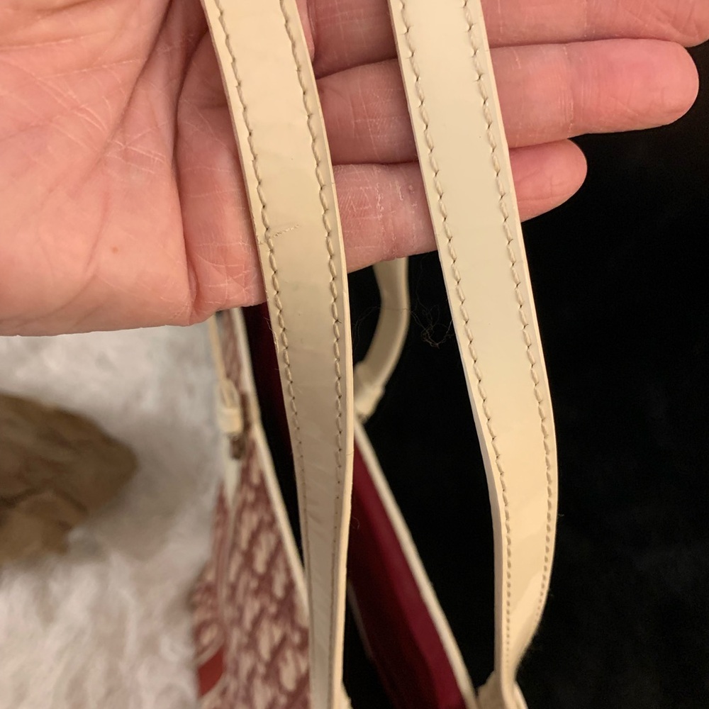 Dior tote 11.5”x 15”x 4” beautiful vintage, white and red coated canvas. - Picture 13 of 16